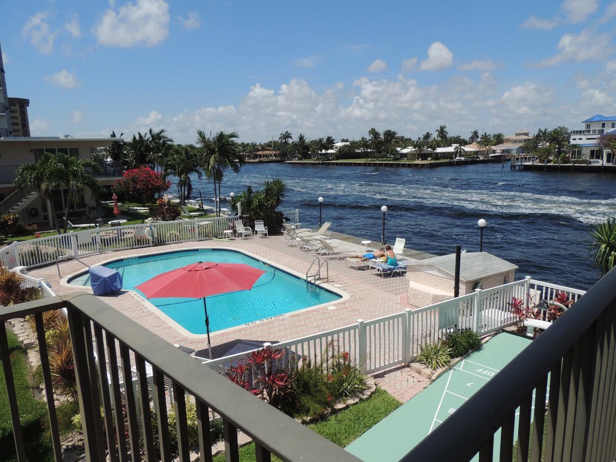 פומפנו ביץ' Aqua Mar Condos מראה חיצוני תמונה