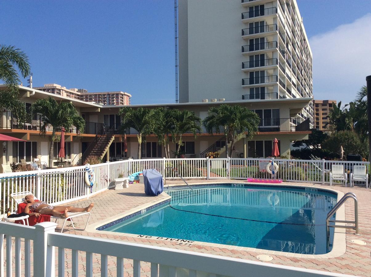 פומפנו ביץ' Aqua Mar Condos מראה חיצוני תמונה