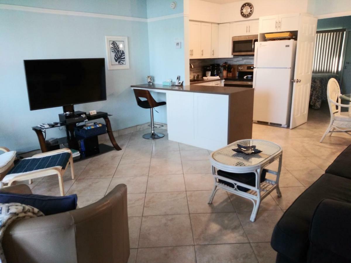 פומפנו ביץ' Aqua Mar Condos מראה חיצוני תמונה